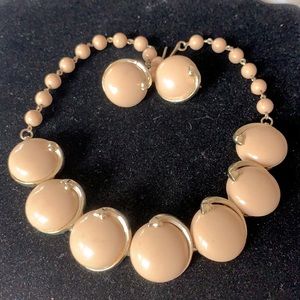 Vtg necklace & earrings set cream & goldtone guc button style